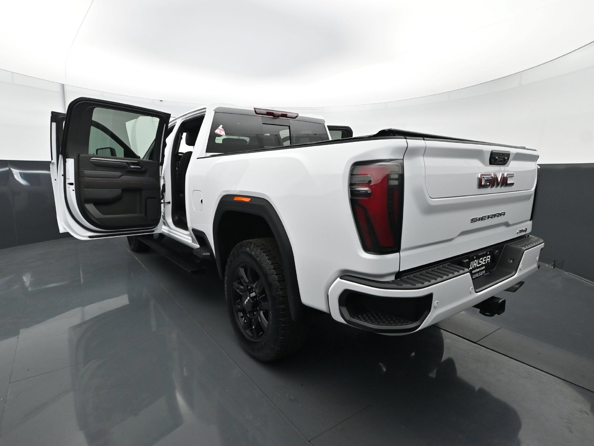 Used 2026 GMC Sierra 3500 AT4 w/ AT4 Premium Plus Package AWD/4WD image 31