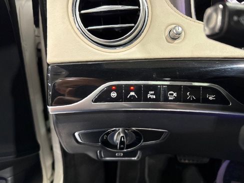Used 2015 Mercedes-Benz S 63 AMG 4MATIC Sedan image 21