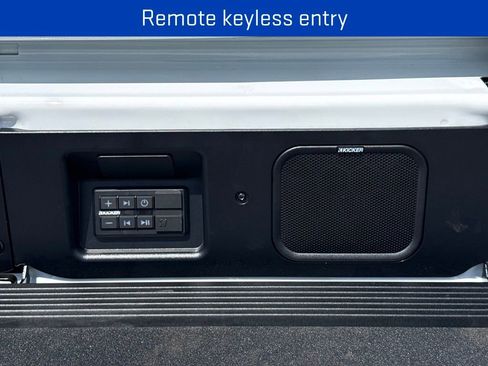 New 2026 GMC Sierra 2500 AT4X w/ LPO, Black Badging Package AWD/4WD image 11