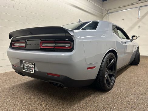 Used 2022 Dodge Challenger SRT Hellcat w/ Plus Package image 2