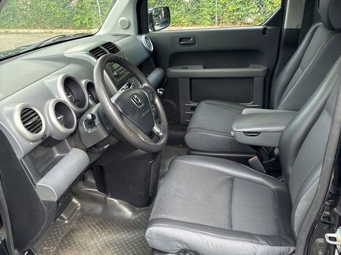 Used 2005 Honda Element EX image 3