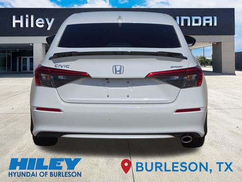 Used 2024 Honda Civic Sport image 5