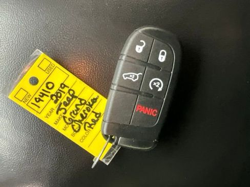 Used 2019 Jeep Grand Cherokee Limited X image 31