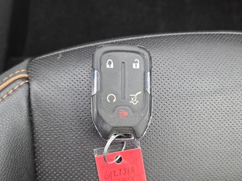 Used 2024 GMC Terrain AT4 AWD/4WD image 34