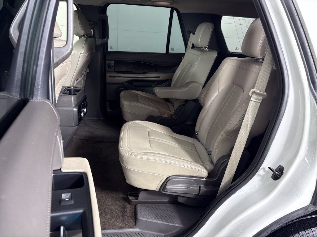 Certified 2021 Ford Expedition Limited RWD image 31