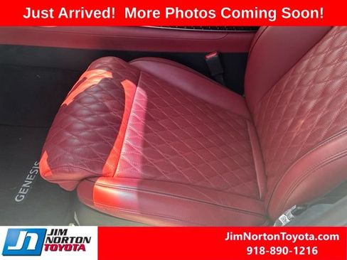 Used 2025 Genesis GV70 3.5T Sport w/ Sport Prestige Package AWD/4WD image 11