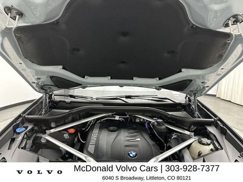 Used 2024 BMW X7 xDrive40i w/ M Sport Package AWD/4WD image 27