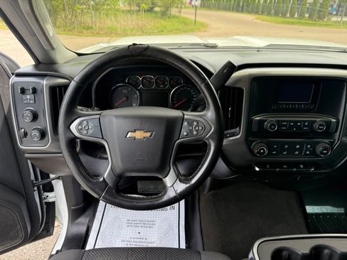 Used 2015 Chevrolet Silverado 2500 LT AWD/4WD image 11
