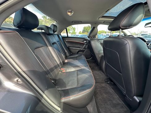 Used 2011 Lincoln MKZ BASE image 15