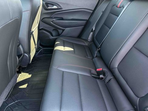 Used 2024 Chevrolet Trax RS w/ Driver Confidence Package FWD image 18