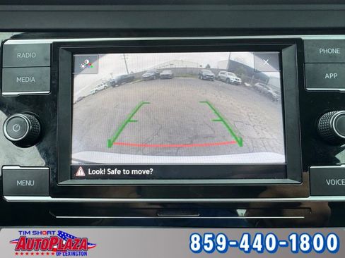 Used 2024 Volkswagen Jetta SE image 28