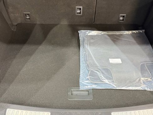 New 2026 Lincoln Nautilus Reserve w/ Jet Appearance Package image 33