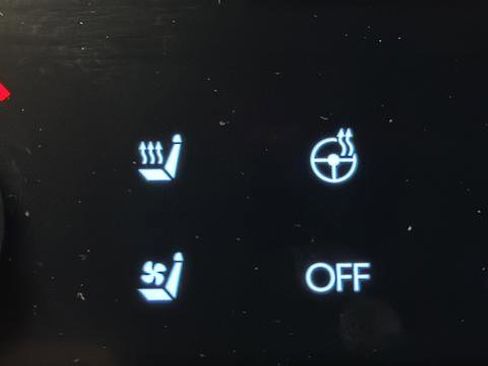 Used 2025 Hyundai Santa Fe Limited image 27