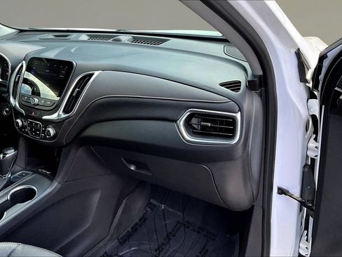 Used 2021 Chevrolet Equinox Premier AWD/4WD image 25