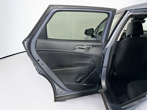 Used 2025 Kia Sportage LX image 24