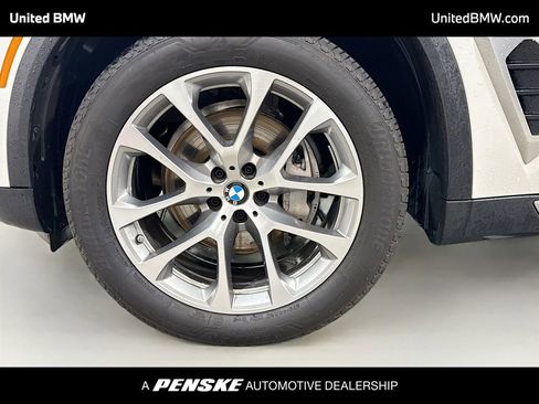 Used 2026 BMW X5 xDrive40i image 2