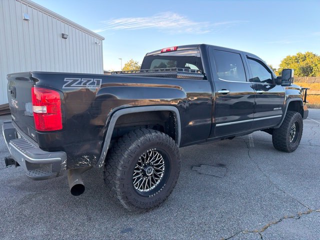 Used 2015 GMC Sierra 2500 SLT w/ Duramax Plus Package AWD/4WD image 3