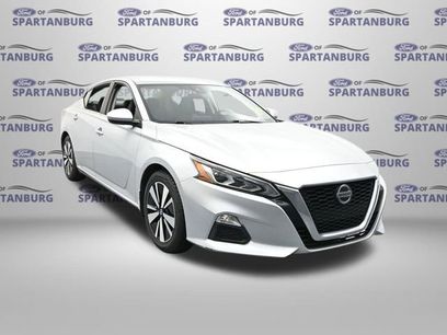 Used 2022 Nissan Altima 2.5 SV