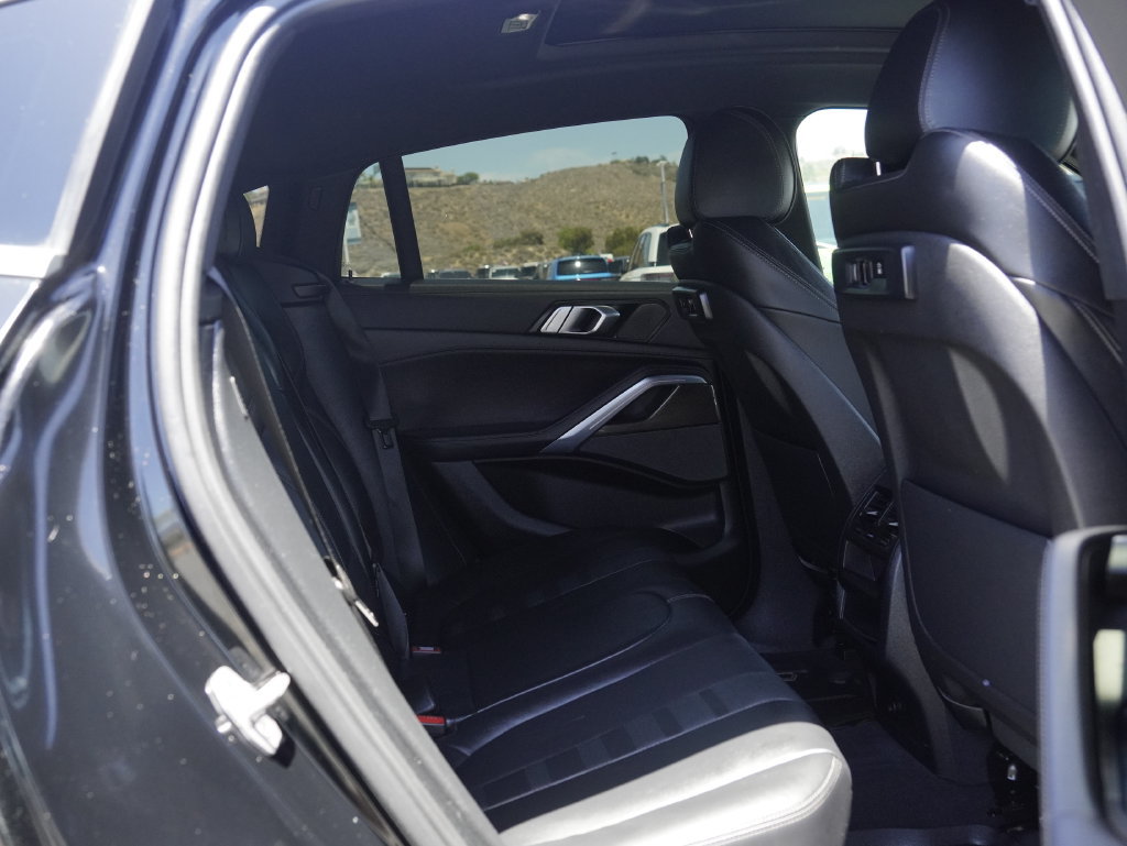 Used 2022 BMW X6 xDrive40i w/ Parking Assistance Package AWD/4WD image 29