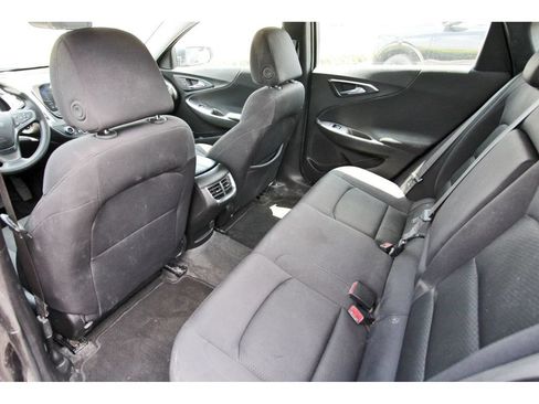 Used 2025 Chevrolet Malibu LT FWD image 14