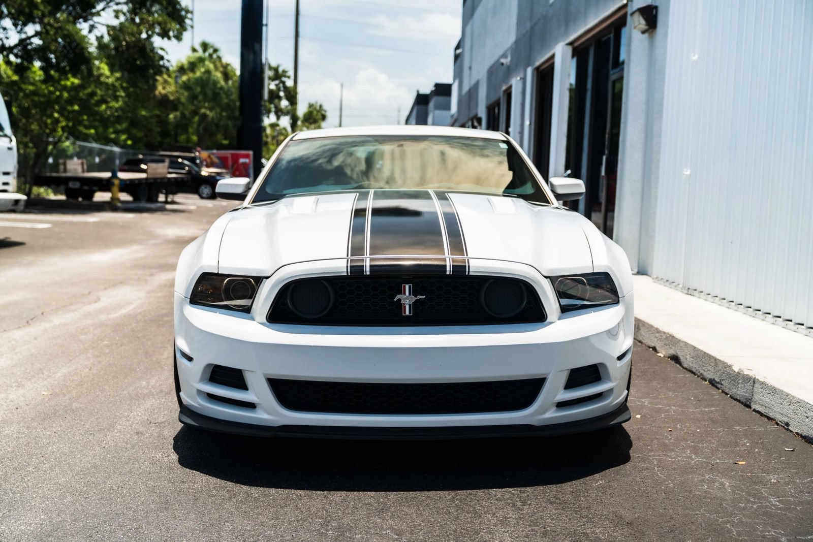 Used 2013 Ford Mustang Boss 302 w/ Boss 302 Accessory Pkg RWD image 2