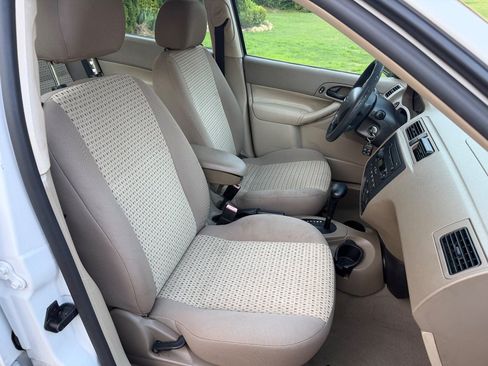 Used 2007 Ford Focus SE FWD image 20