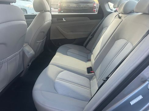 Used 2016 Hyundai Sonata SE image 5