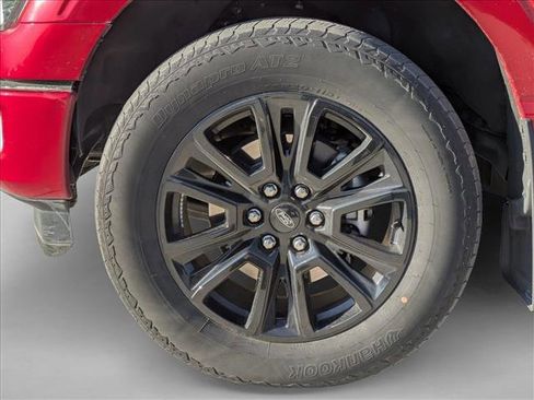 Used 2024 Ford F150 Platinum w/ FX4 Off-Road Package image 9