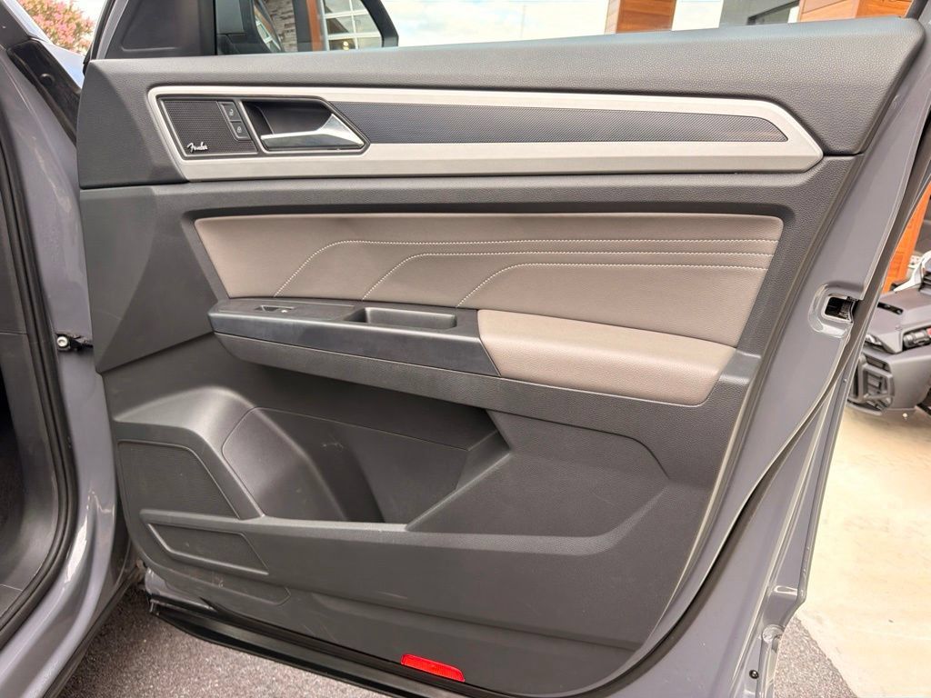 Used 2021 Volkswagen Atlas Cross Sport SEL Premium R-Line AWD/4WD image 14