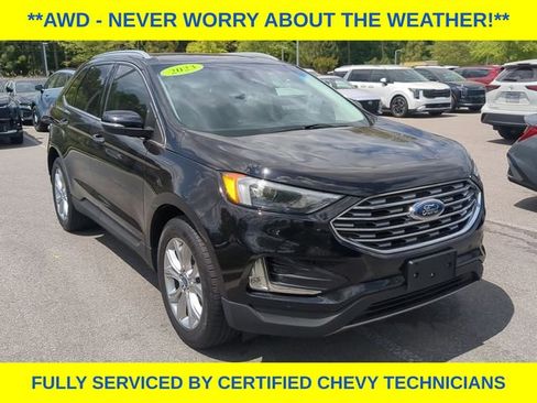 Used 2022 Ford Edge Titanium AWD/4WD image 3