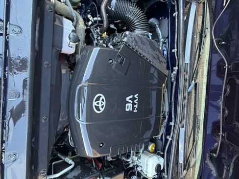 Used 2013 Toyota Tacoma 4x4 Double Cab w/ TRD Off-Road Pkg image 32