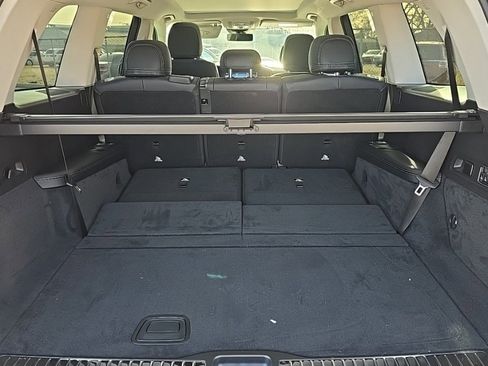 New 2026 Mercedes-Benz GLS 450 4MATIC image 39