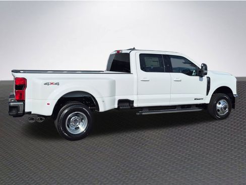 New 2026 Ford F350 XLT w/ XLT Premium Package image 4