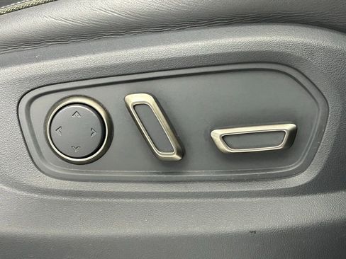 Used 2022 Rivian R1T Adventure image 11