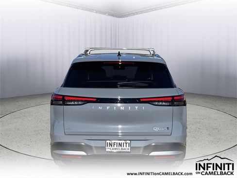 New 2026 INFINITI QX60 Luxe image 4
