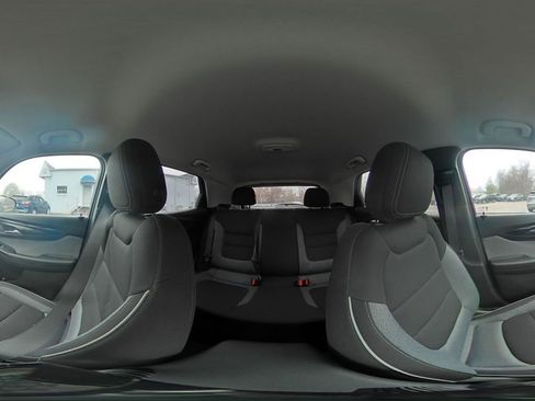 Used 2025 Chevrolet TrailBlazer LT image 40