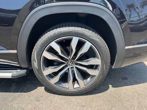 Used 2022 Volkswagen Atlas SEL Premium AWD/4WD image 31