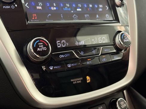 Used 2018 Nissan Murano Platinum w/ Cargo Package image 28