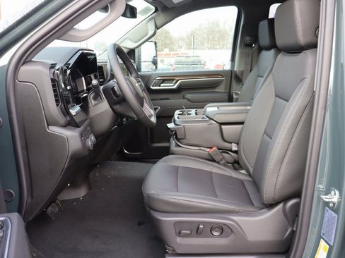 New 2026 Chevrolet Silverado 3500 LT w/ All Star Edition image 5