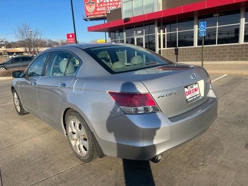 Used 2010 Honda Accord EX-L image 8