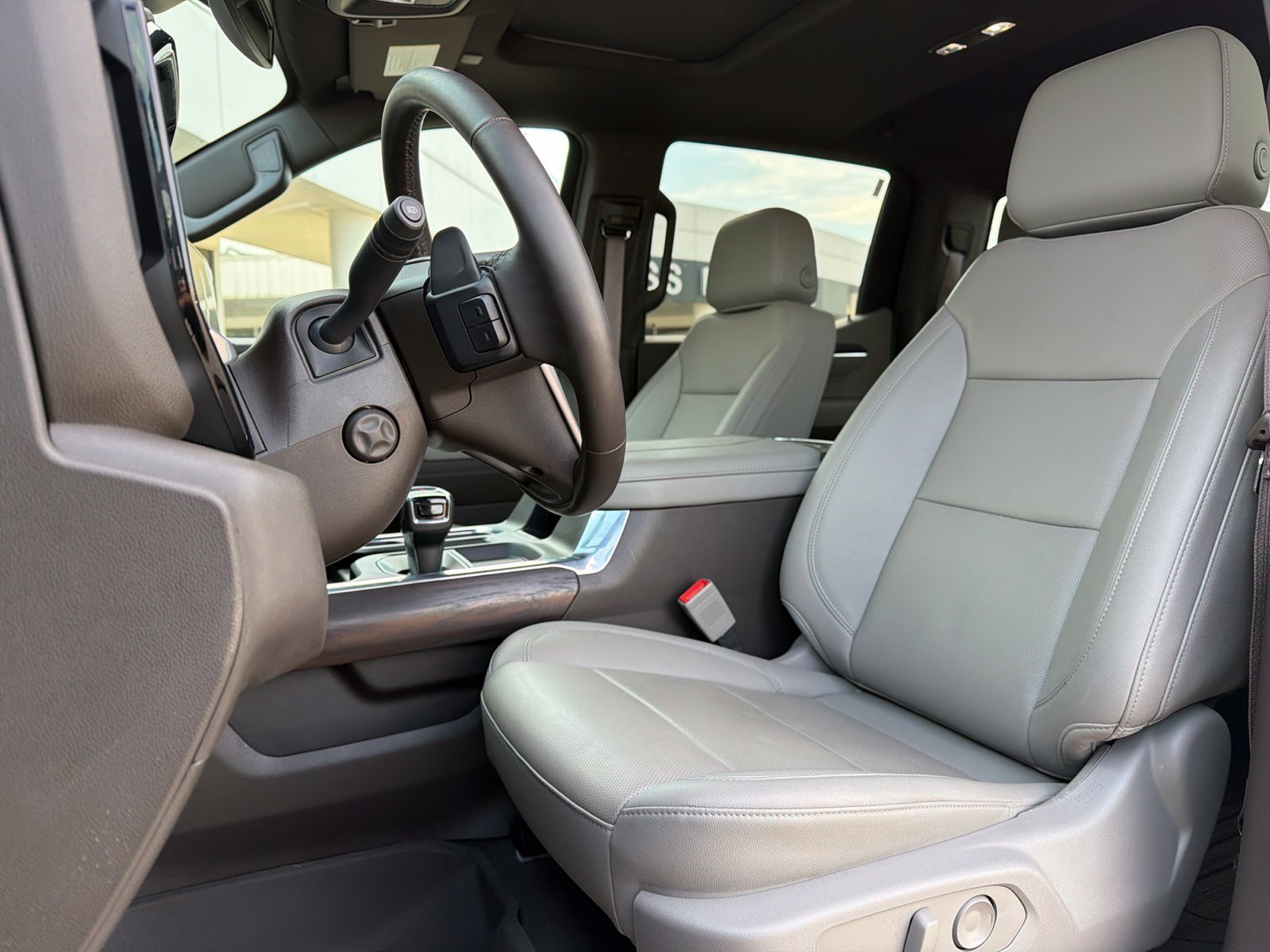 Used 2023 GMC Sierra 1500 SLT AWD/4WD image 8
