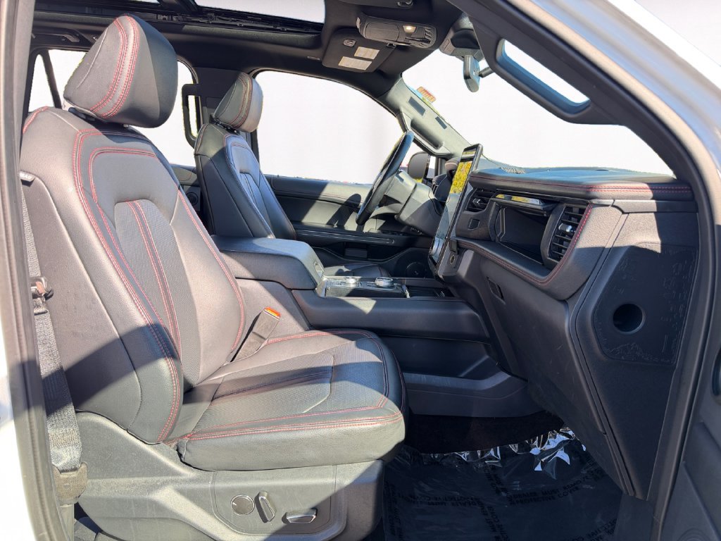 Used 2022 Ford Expedition Max Limited AWD/4WD image 15