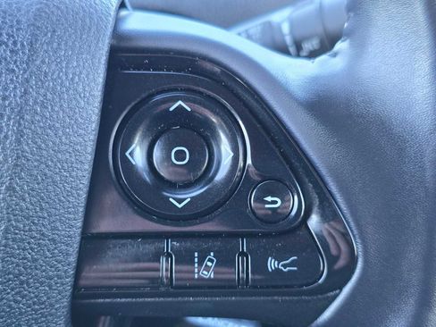 Used 2020 Toyota Prius Prime XLE image 34