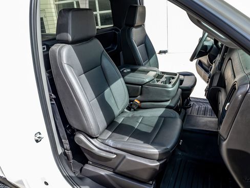 Used 2025 Chevrolet Silverado 2500 W/T w/ WT Convenience Package image 27