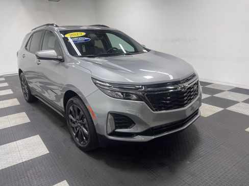 Used 2023 Chevrolet Equinox RS image 6