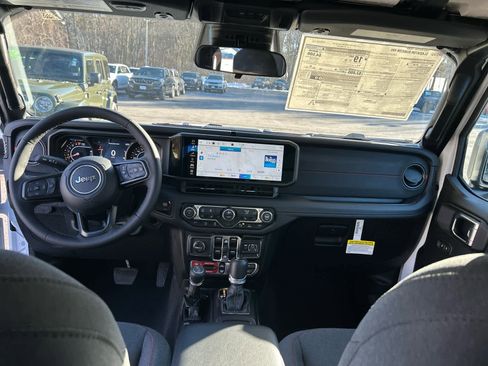 New 2026 Jeep Gladiator Rubicon w/ Safety Group image 43