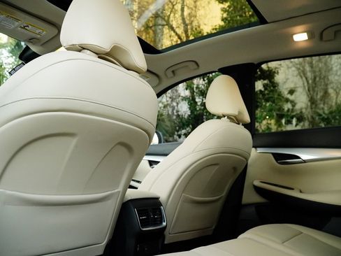 Used 2020 INFINITI QX50 Luxe w/ Navigation Package image 27