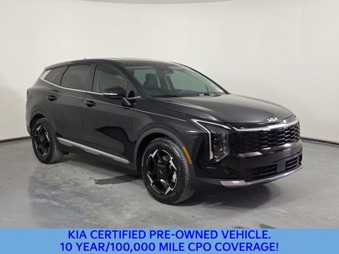 Certified 2026 Kia Sportage EX FWD image 3