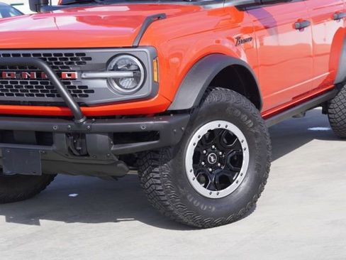 Used 2021 Ford Bronco Badlands AWD/4WD image 5