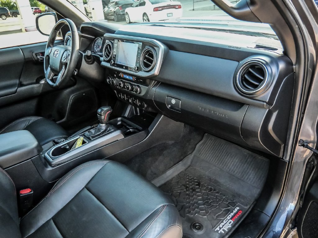 Used 2022 Toyota Tacoma TRD Pro AWD/4WD image 19